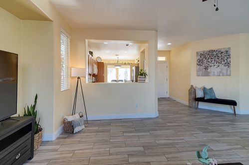 530 Vina Ct, Livingston CA  95334-9111 exterior