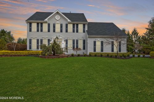 11 Crimson Ln, East Freehold, NJ 07728-9012
