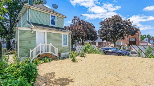 257-01 Williston Ave, Floral Park NY  11001-1060 exterior