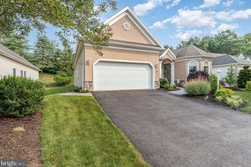110 Standlake Way, Navy Sup Dpt, PA 17055-9241