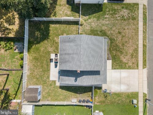 18 Hancock Ln, Berlin Boro, NJ 08009-8922