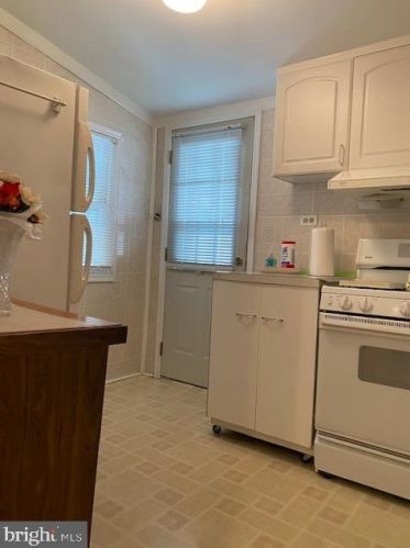 1331 Indiana Ave, Trenton NJ 08638-3822 exterior