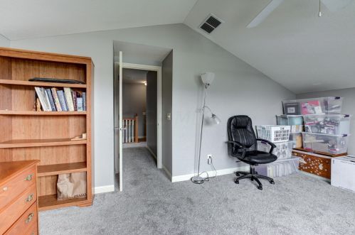 4704 Trumhall Dr, Darbydale OH  43123-8127 exterior