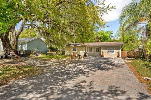 2546 Palm Dr, Cocoa, FL 32926-4321