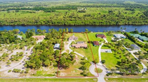11815 Grapefruit Ct, Palm City, FL 34990-5806