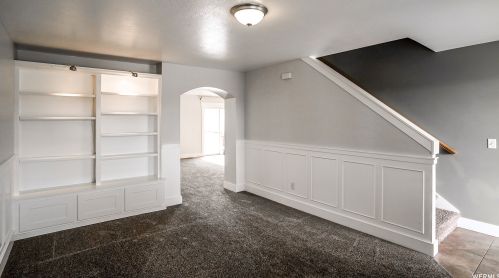 329 Center St, West Kaysville, UT 84037-1846