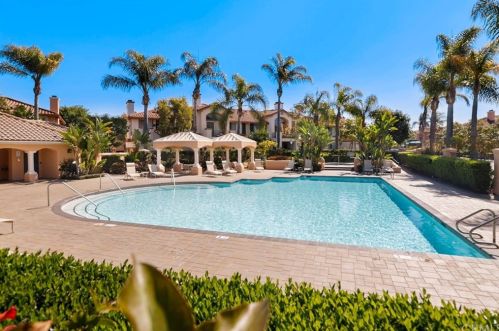 605 Solvay Aisle, Irvine CA  92606-0833 exterior