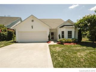 8723 Whistlers Chase Dr, Charlotte, NC 28269-6258