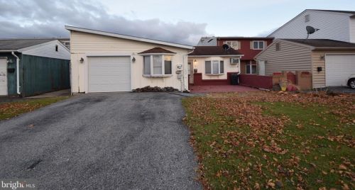 21 Covington Pl, Catasauqua, PA 18032-1012