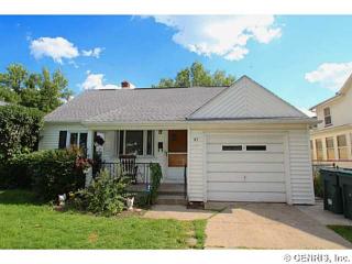 41 Winbourne Rd, Rochester, NY 14611-4217
