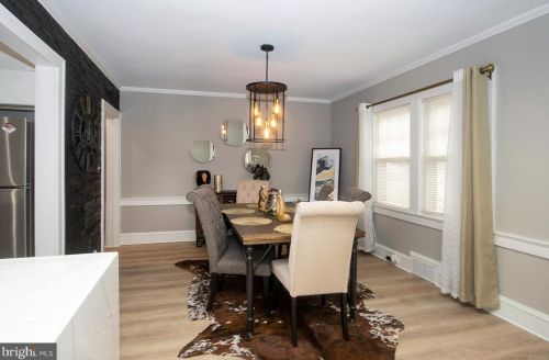 221 Kings Hwy, Camden NJ  08106-1616 exterior