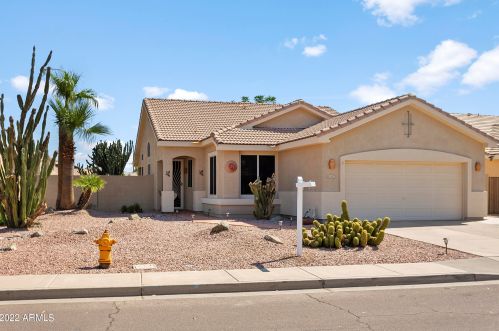 1362 Shannon St, Chandler, AZ 85225-5396