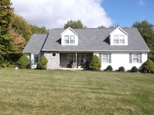 56 Carryback Dr, Pataskala, OH 43062-9550