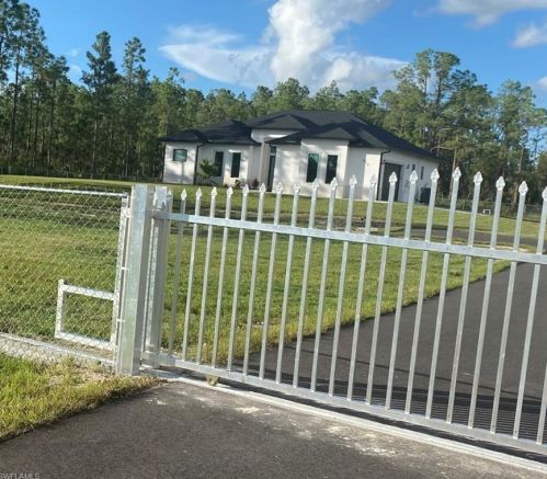 4215 Randall Blvd, Naples, FL 34120-8932