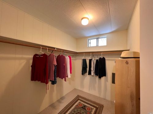 120 Salisbury Cir, Santa Rosa CA  95401-9103 exterior