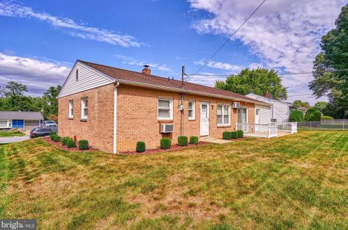 618 Grandview Ave, Camp Hill PA  17011-1816 exterior