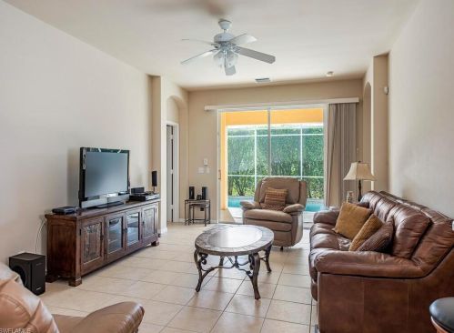 5805 Lago Villaggio Way, Naples, FL 34104-5736