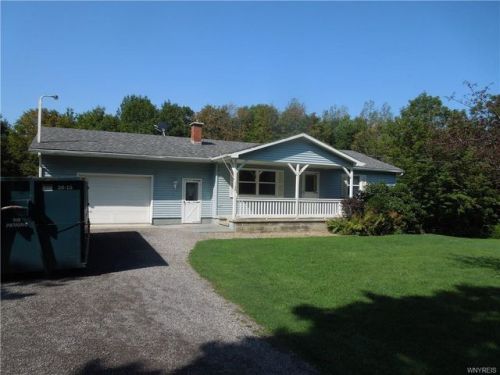 1156 Halls Corners Rd, Cowlesville, NY 14011-9335