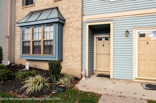 26 Wyndham Pl, Trenton NJ  08691-3121 exterior