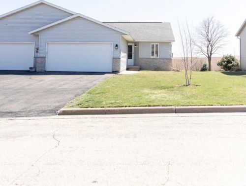 309 Parry St, Dodgeville, WI 53533-1845