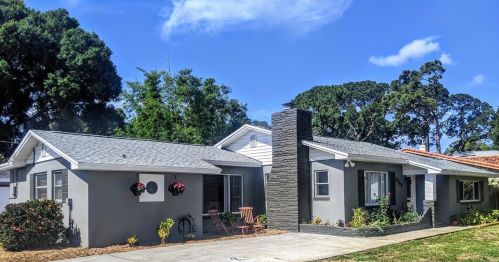 6166 8th Ave, Saint Petersburg, FL 33707-3153