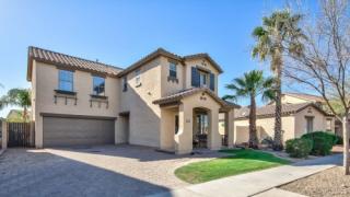 1926 Falcon Dr, Gilbert, AZ 85295-5869