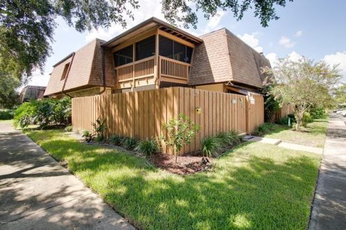 1686 Park Ave, Titusville, FL 32780-3317