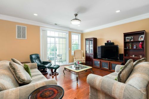 335 Regency Dr, Fishkill NY  12524-4937 exterior