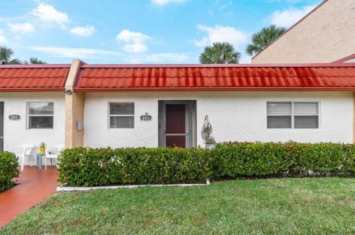 223 Lake Dora Dr, West Palm Beach, FL 33411-2305