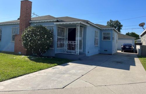 4916 Brompton Ave, Bell CA  90201-3729 exterior