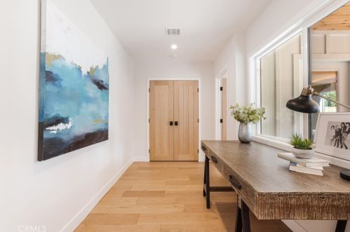 6464 Firmament Ave, Van Nuys CA  91406-6218 exterior