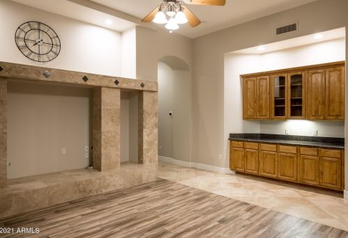 2878 Portola Vly Ct, Gilbert AZ 85297-7618 exterior