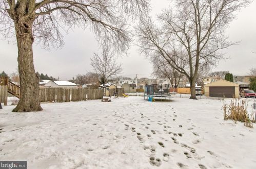 74 Centre Ave, Norristown, PA 19403-3218