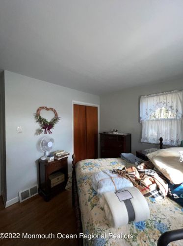 28 Bailey St, Pilesgrove NJ 08098-1013 exterior