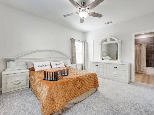 3429 Shelby Ave, Greenville TX  75402-6152 exterior