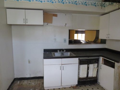 336 14th Ave, Whitaker PA  15120-1412 exterior