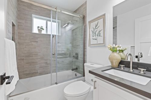 813 Lakeview Way, Redwood City CA  94062-3412 exterior