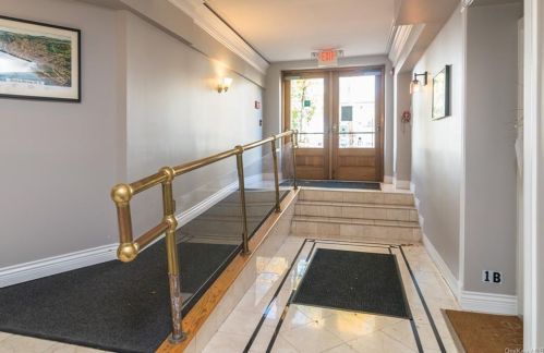 88 Broadway, Crotonville, NY 10562-4111