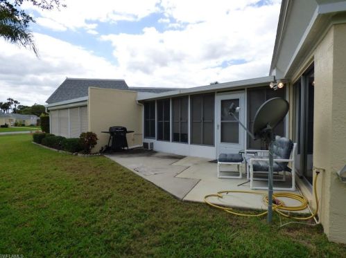 2 Plz Ct, Lehigh Acres FL exterior