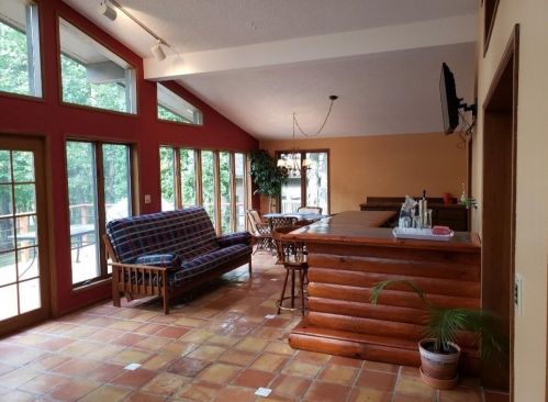 2114 Hidden Vly Dr, Crown Point IN 46307-9386 exterior