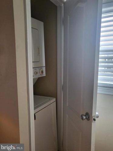 102 Quay Blvd, Brigantine City NJ  08203-3439 exterior