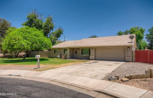 1063 Fairbrook Cir, Mesa, AZ 85203-4962