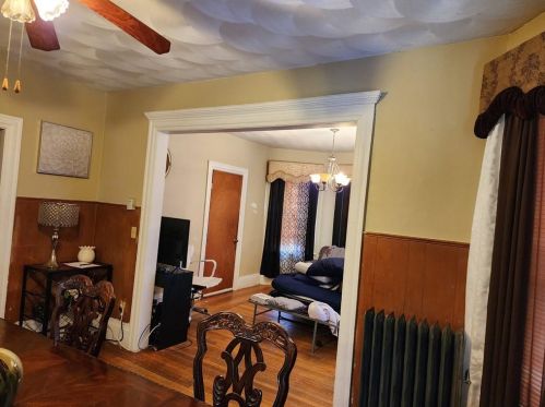 38 Atlantic Ave, Providence RI 02904-3249 exterior