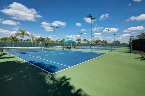 14350 11th St, Hollywood FL  33027-6148 exterior