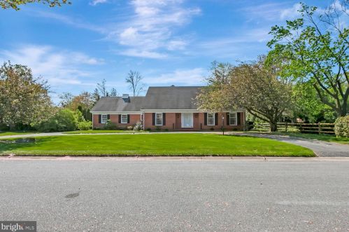 106 Montchan Dr, Wilmington, DE 19807-2126