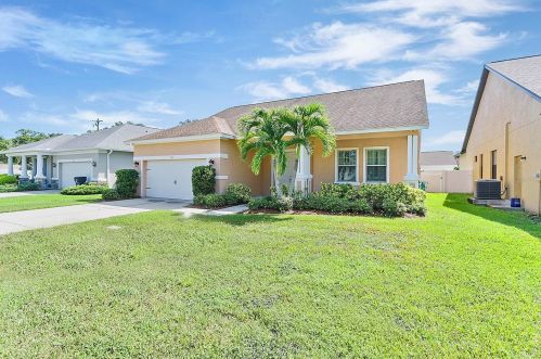 803 Blandon Rd, Oldsmar, FL 34677-4313