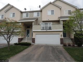 316 Brickyard Dr, Chaska, MN 55318-2403