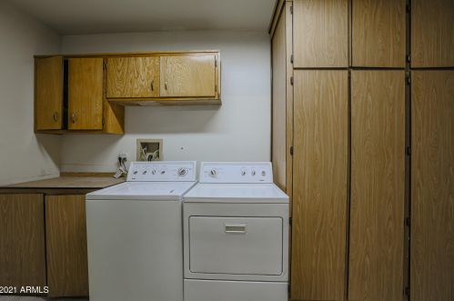 2216 Anderson Ave, Phoenix AZ  85023-2200 exterior
