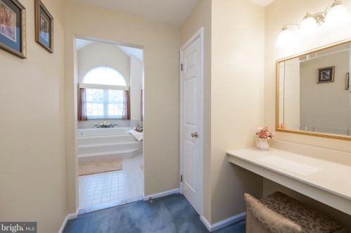 1246 Jarvis Ln, Lansdale PA 19446-6515 exterior