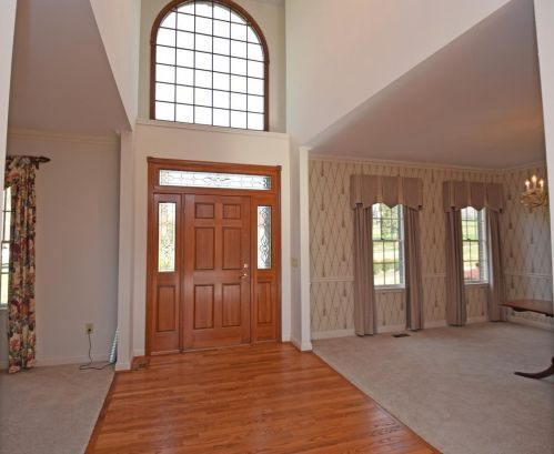 8785 Skyview Dr, Florence, KY 41042-9532
